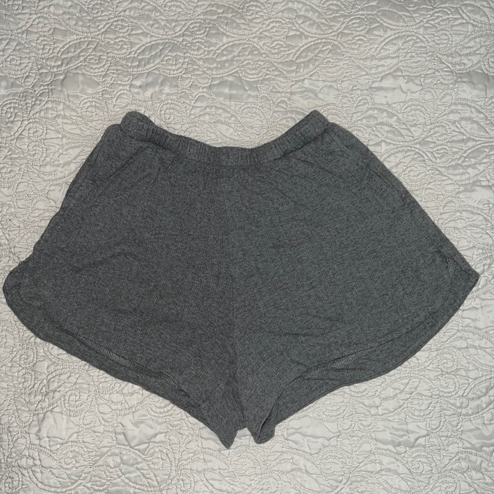 Brandy Melville loose shorts in great condition.